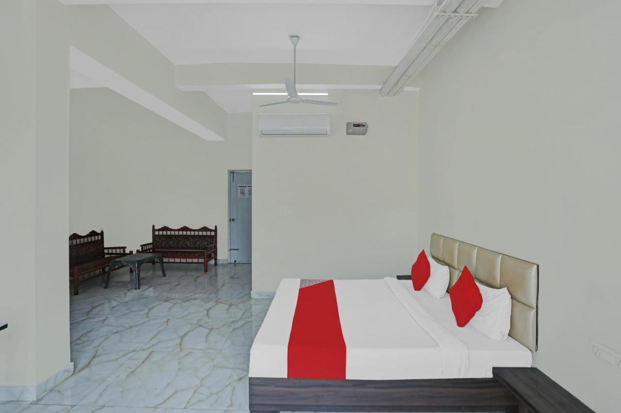 Oyo Flagship 80971 The Lime Tree Bareilly Buitenkant foto